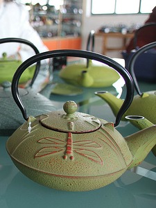 New! Cast Iron Teapots The dragonfly symbolizes good fortune, new beginning and romance.