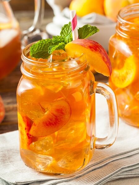 Fresh garnishes enliven iced tea presentation.