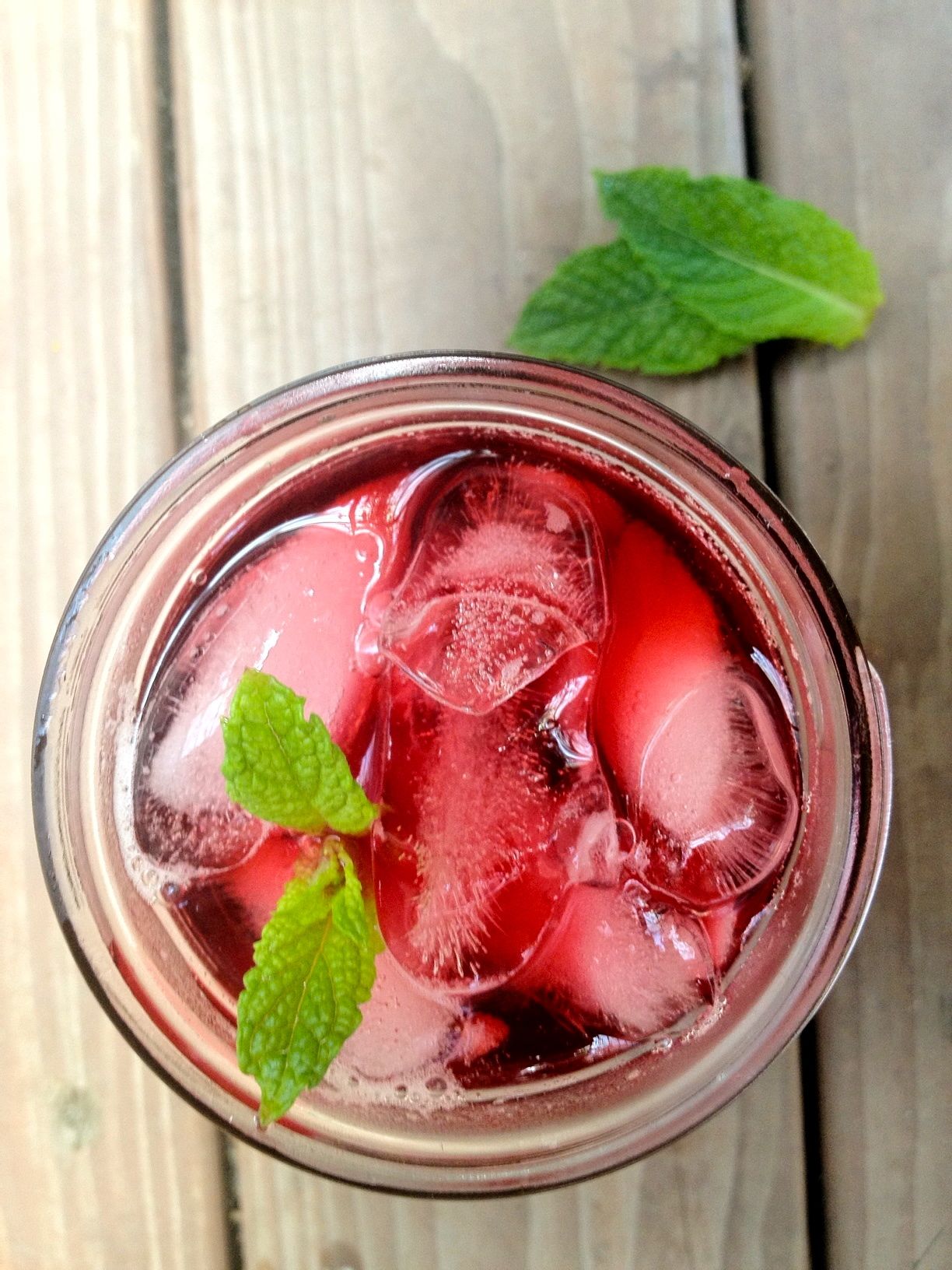 Summer Flavor Trends Boost summer sales with refreshing iced teas.