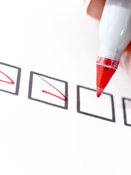 Protect Everyone and Everything with CHECKLISTS Successful procedures reply on checklists.