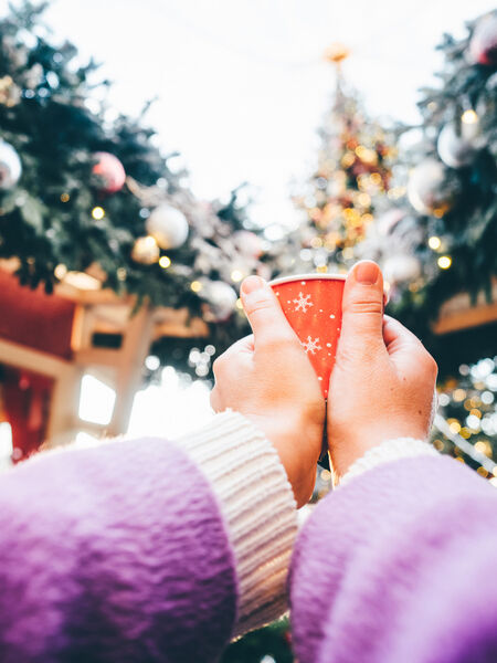 Simple Tips for Holiday Prep Offering tea at a local festival can boost business!