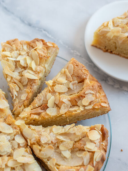 NEW! Almond Cardamom Cake Rooibos Tea Persian Almond Cardamom Cake inspired this new tea!